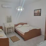 Islami Gasthof Durrës