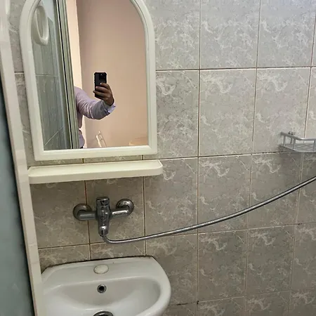Islami Πανσιόν