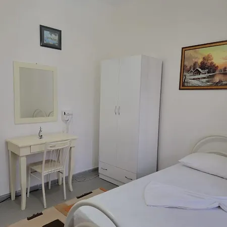Islami Guest house Durres