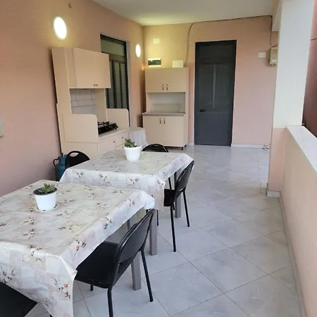 Islami 게스트하우스 3*